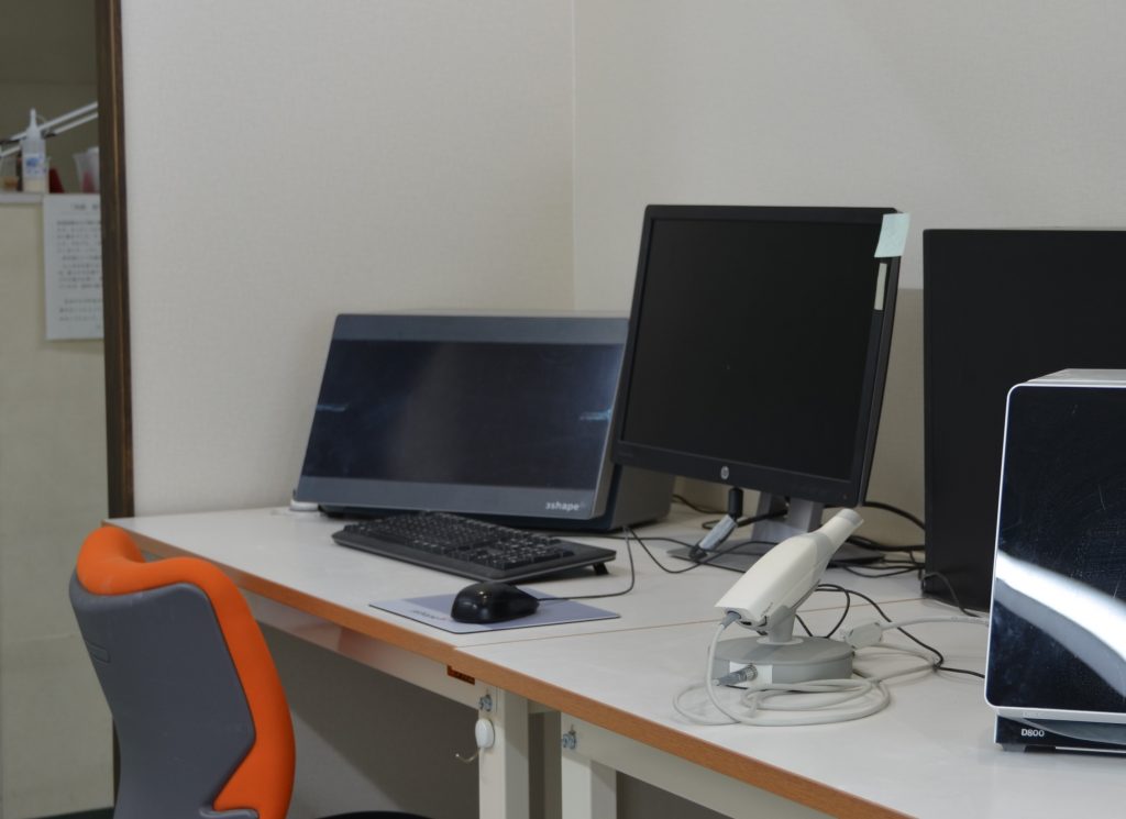 口腔内スキャナーのデーター加工歯科技工所株ファインデンタル